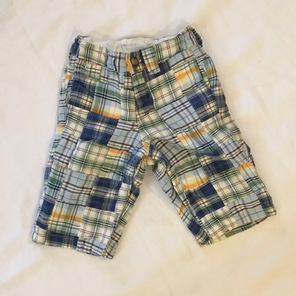 NWT-GAP Boys Plaid Patchwork Shorts Size 6-12 Months
